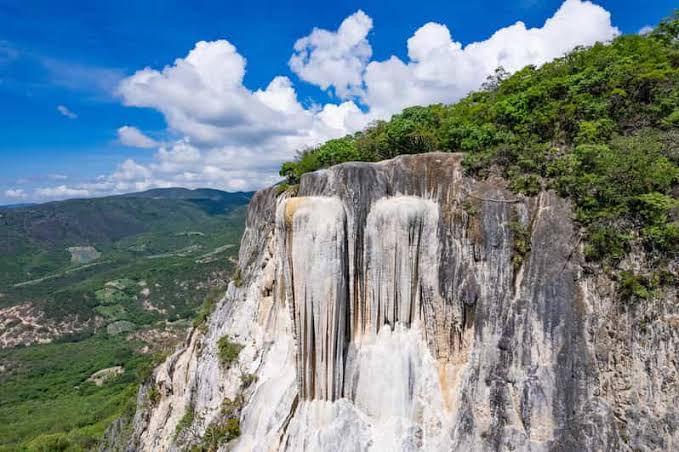 Hierve El Agua - Image 9